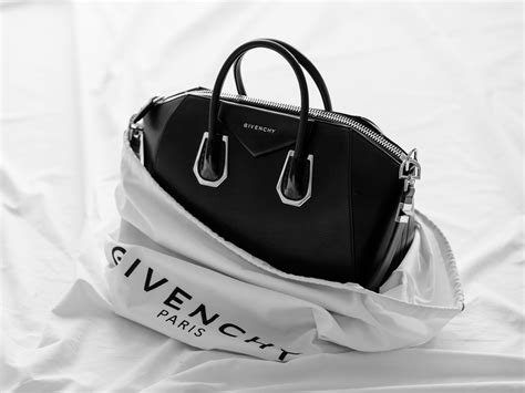 givenchy antigona calfskin review|Givenchy antigona review.